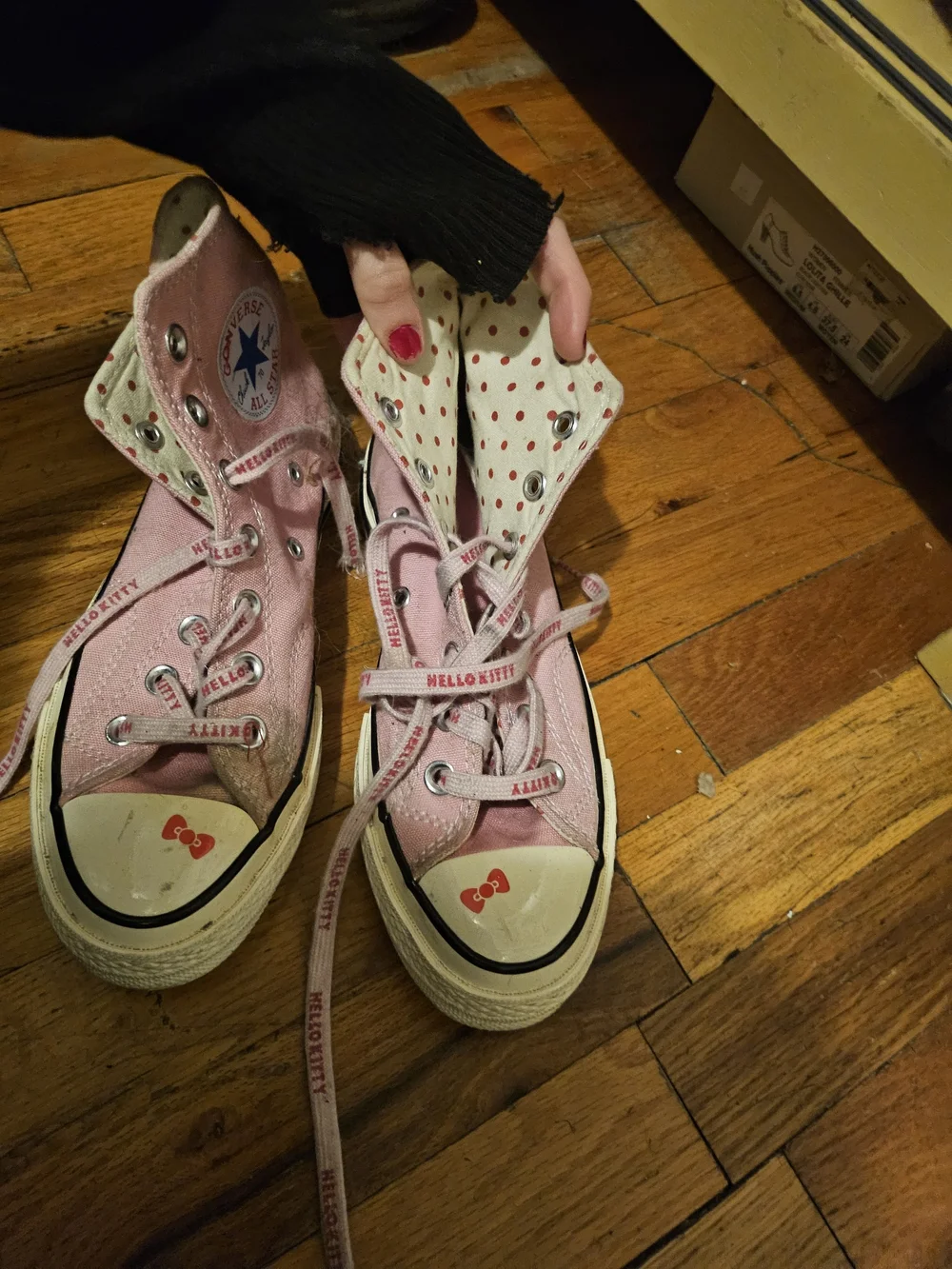 Converse Pink Hello Kitty High-Top Sneakers - Picture 4 of 7